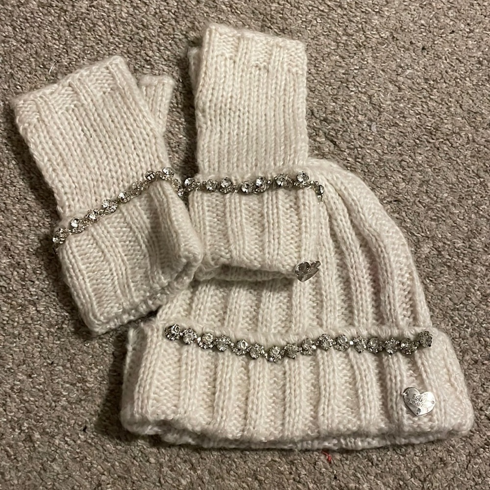 Betsy Johnson Winter Hat and Gloves Set